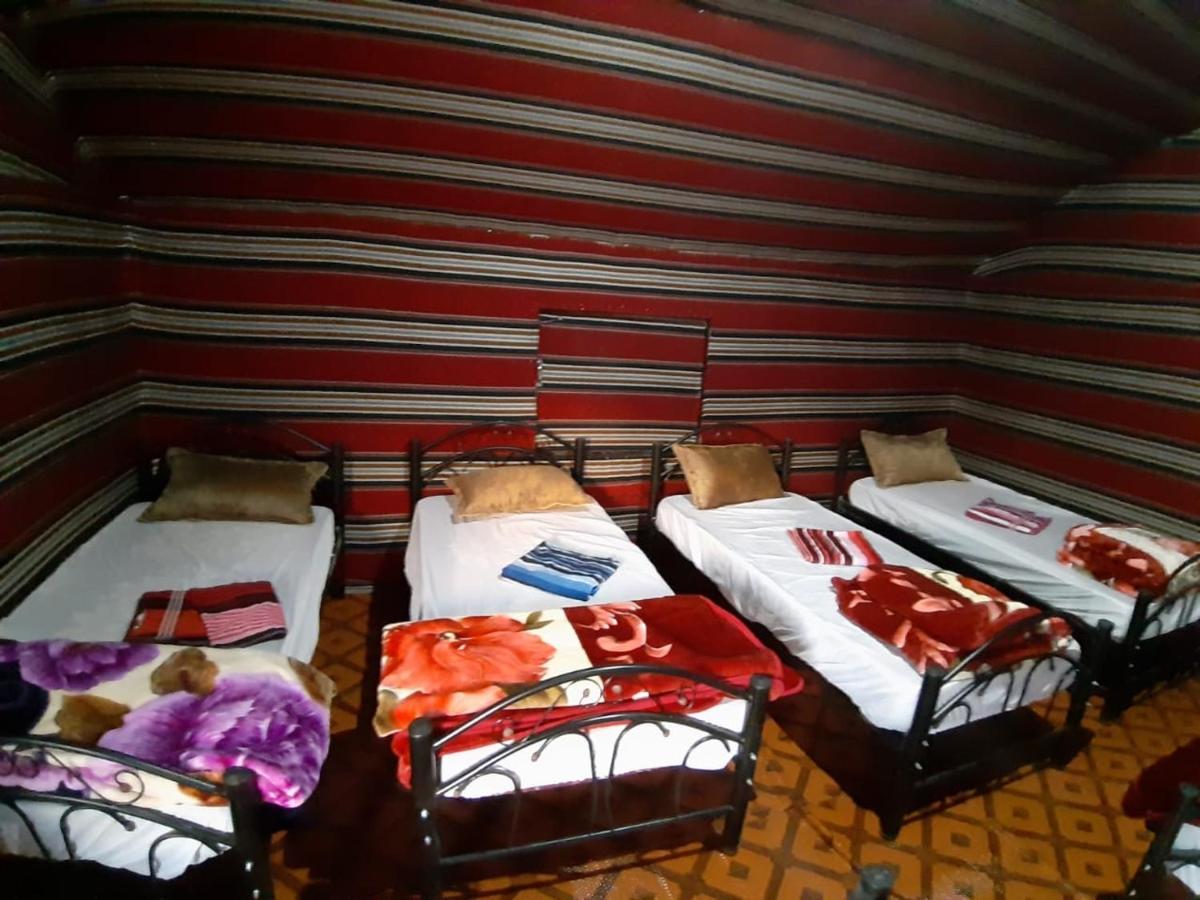 Bedouin Holidays Camp And Jeep Tours وادي رم المظهر الخارجي الصورة