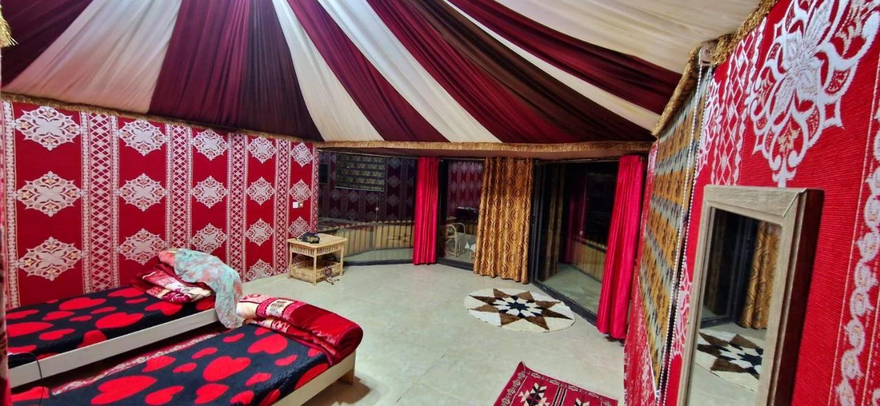 Bedouin Holidays Camp And Jeep Tours وادي رم المظهر الخارجي الصورة