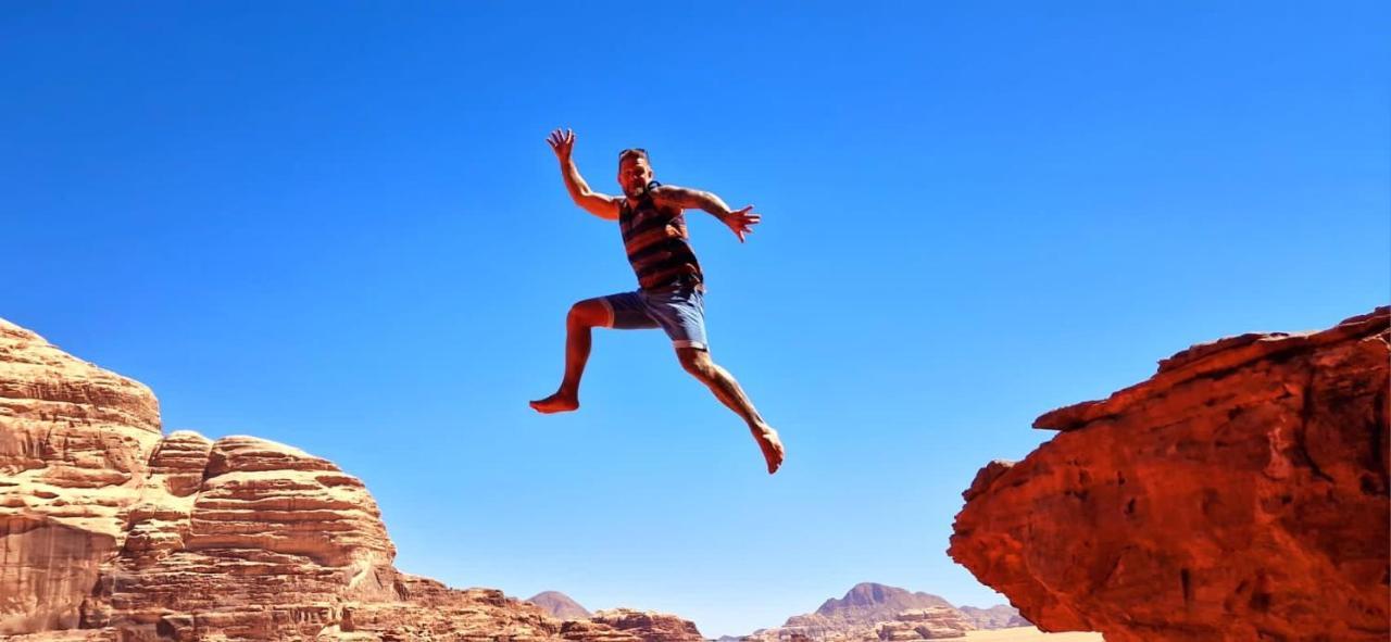 Bedouin Holidays Camp And Jeep Tours وادي رم المظهر الخارجي الصورة