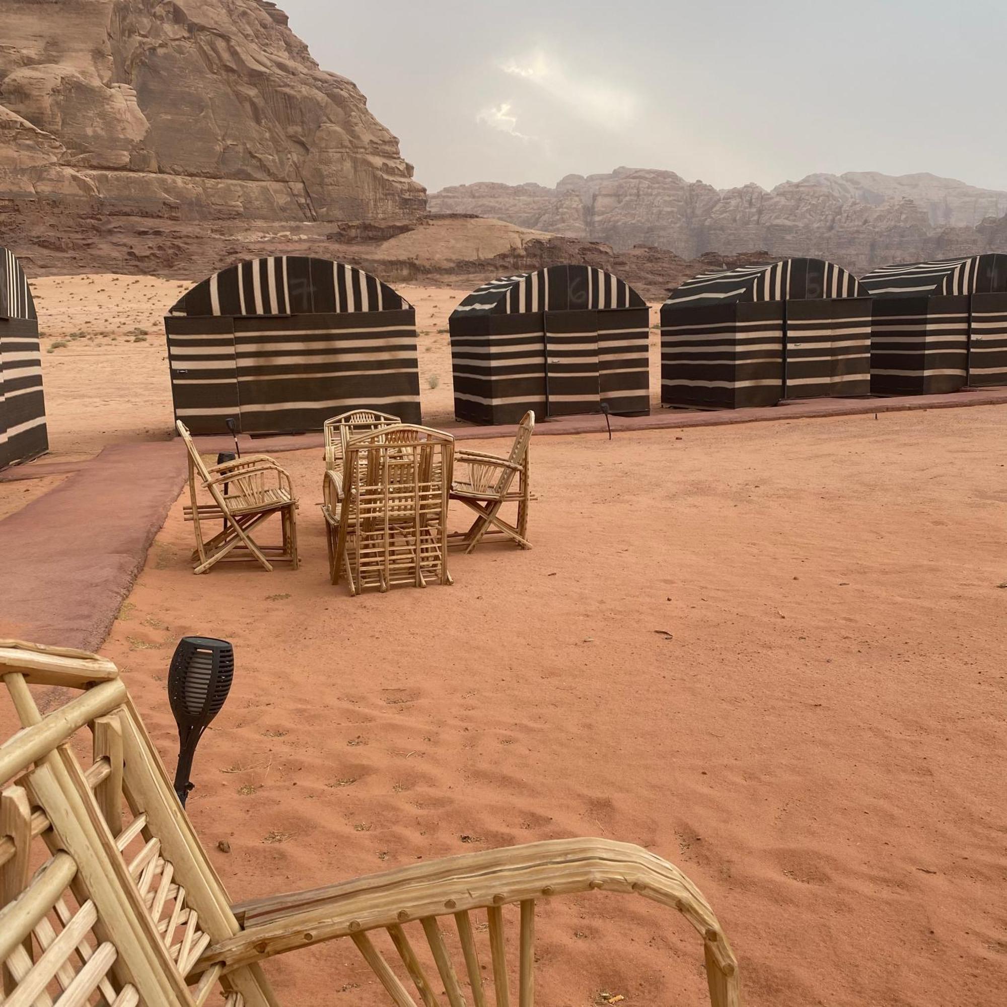Bedouin Holidays Camp And Jeep Tours وادي رم المظهر الخارجي الصورة