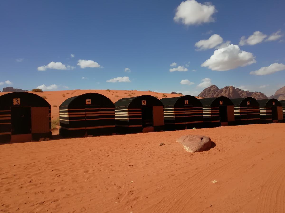 Bedouin Holidays Camp And Jeep Tours وادي رم المظهر الخارجي الصورة